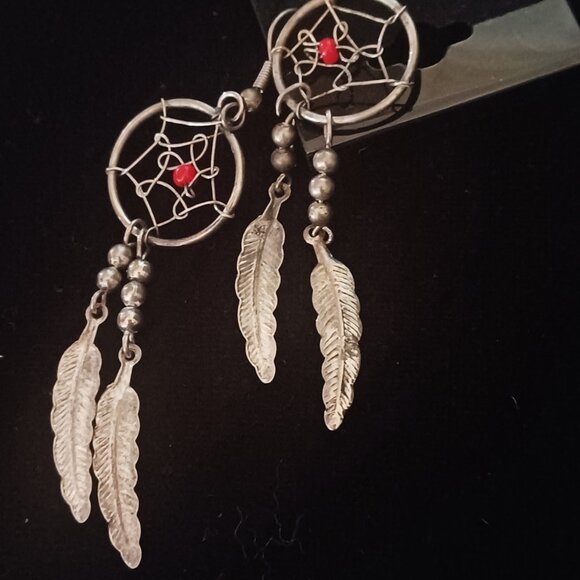 Retro Artisan Made Silver Southwestern Style Earrings - Picture 3 of 4